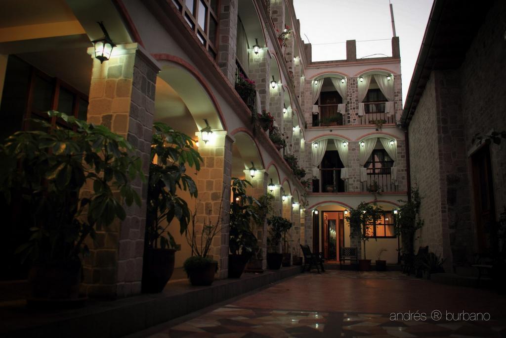 Latacunga Hostel Exterior photo