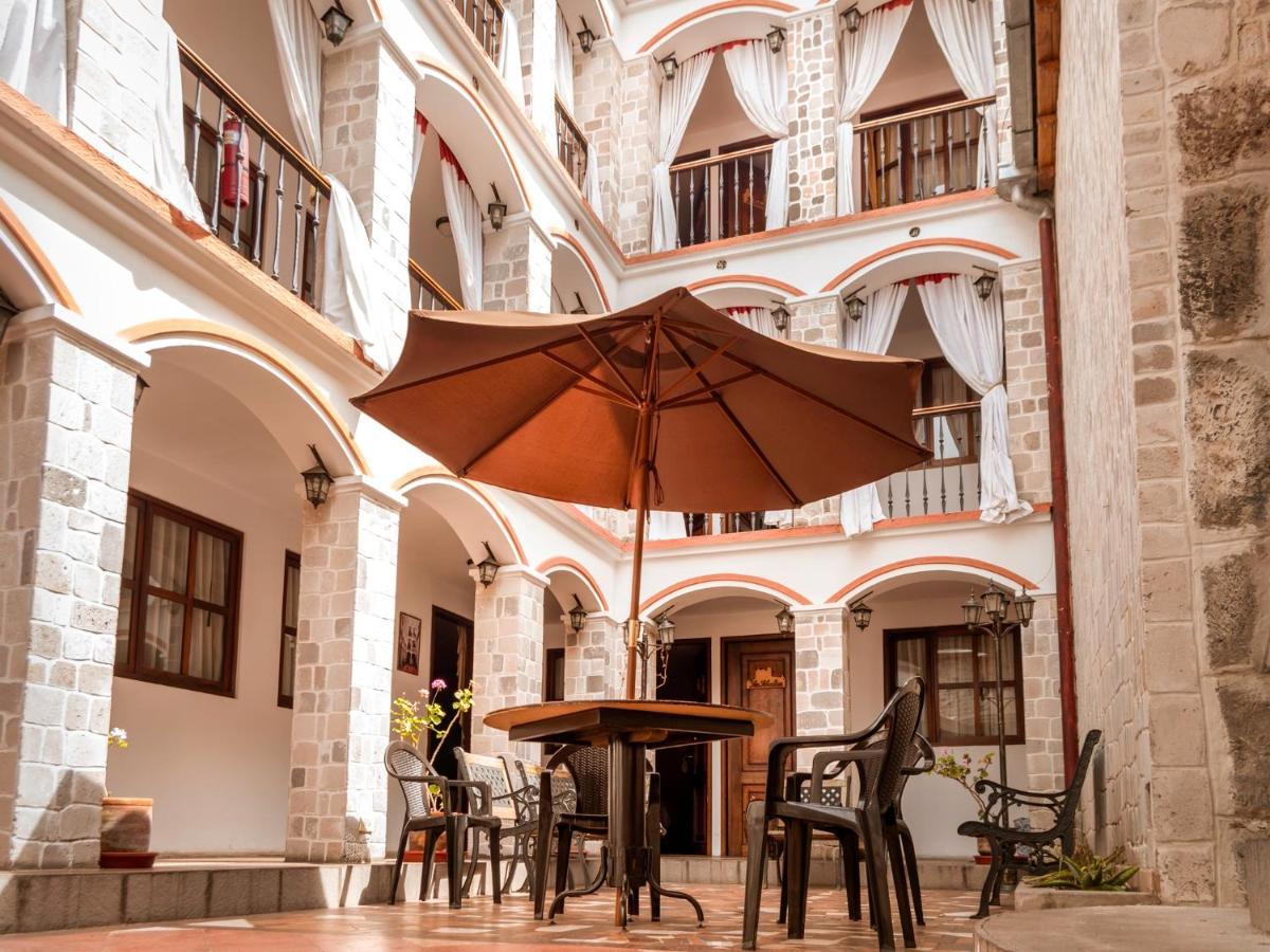 Latacunga Hostel Exterior photo